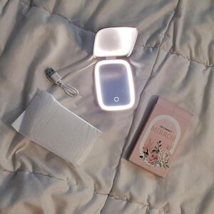 LED Compact Mirror with USB Charging - White